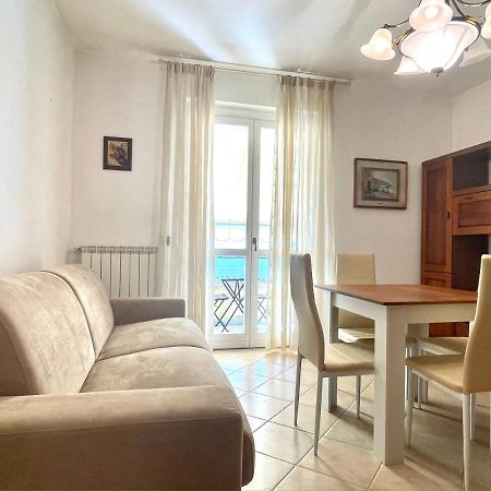 Sunset Boutique Apartment Марина-ді-Масса Екстер'єр фото