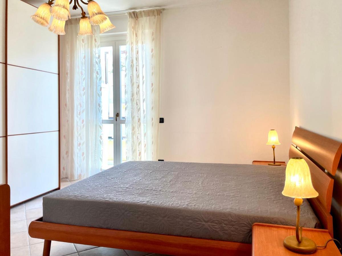 Sunset Boutique Apartment Марина-ді-Масса Екстер'єр фото
